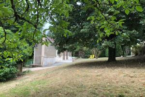 Maisons de vacances Au lilas rose Maison entre campagne et village : photos des chambres