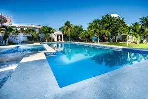 Capital O Oxtankah,chetumal bay - Corozal