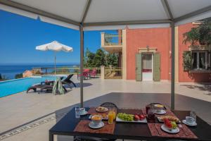 LOURDAS BEACH VIEW VILLA