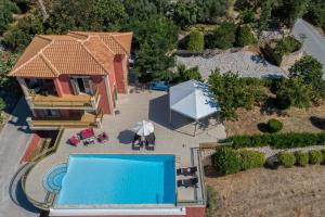 LOURDAS BEACH VIEW VILLA