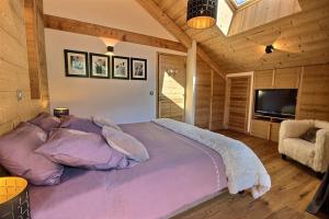 Chalets Chalet Prestige serrechevalierholidays 20 personnes : photos des chambres