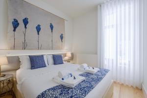 BOUTIQUE Rentals-Flores Terrace historical centre