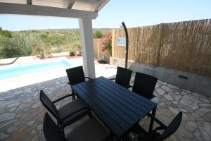 House Sakarun with swimming pool