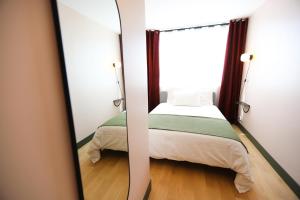 Maisons d'hotes Welc'Home In Massy - Face gare - Ideal pro - RER B, C et TGV a 1 minute - Orly a 20 min : photos des chambres