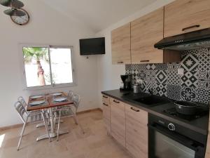 Maisons de vacances Petite Maison refaite a neuf proche plage : photos des chambres