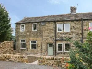 Hill Top Cottage - Oakworth