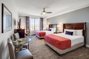 Deluxe Queen Room with Two Queen Beds room in Ayres Suites Mission Viejo
