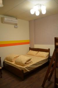 Phòng Đơn Với Phòng Tắm Chung (Single Room with Shared Bathroom)