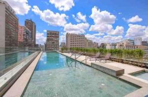Studio completo com piscina e localização privilegiada - A 350m do Metrô Anhangabaú