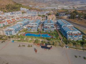 Atico lujo primera linea, terraza, piscina, parking