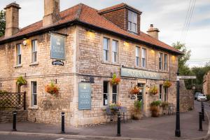 Rose and Crown Bath