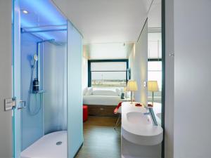 Hotels citizenM Paris Charles de Gaulle Airport : photos des chambres