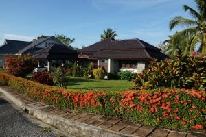 Rock Garden E28 Pool villa