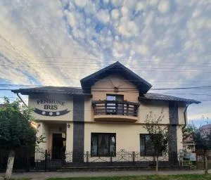 Pensiunea Iris - Cîmpu Negru Pensiunea Iris - Cîmpu Negru