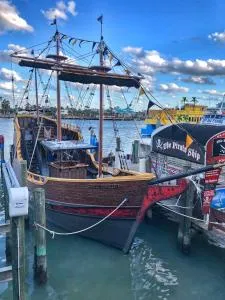 305 Sandy Shores Condos - Mitchell Beach