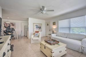 NSB Condo with Pool and Grill Deck Walk to Beach