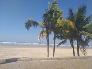 Frente para o mar - vista espetacular de todos os cômodos