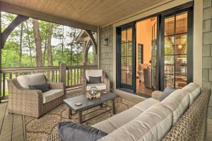 Hike, Fish & Golf! Serene Mtn Retreat in Glenville
