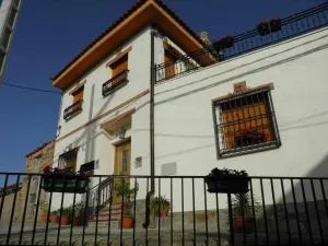 Casa Rural del Aire Torrellas TarazonaMoncayo - Grisel
