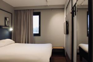 Hotels Ibis Evry-Courcouronnes : photos des chambres