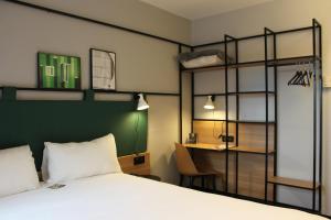 Hotels Ibis Evry-Courcouronnes : photos des chambres