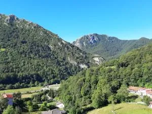 Casa preciosas vistas, ubicada en medio del Parque Natural de REDES, Asturias - Abantro