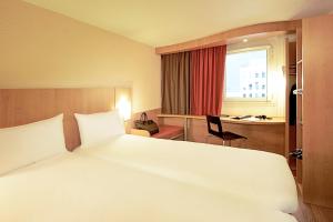 Hotels Ibis Evry-Courcouronnes : photos des chambres