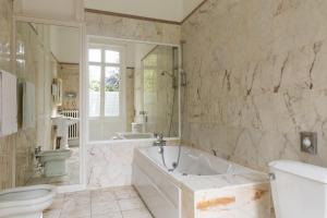 Hotels Belle Isle Sur Risle - Chateau Hotel & Spa : photos des chambres