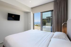 NOA BEACHFRONT SUITES Kos Greece