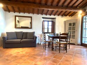 Il Falco - Rustico-Villa mit privatem Pool in Alleinlage