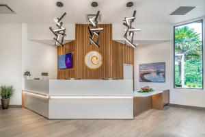 Coast Tsawwassen Inn