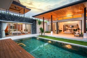 Botanica Bangtao Beach Villa