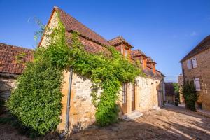 Maisons de vacances Gite du Houx - Domaine de Bardenat avec Piscine chauffee : photos des chambres