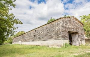 Maisons de vacances Gite du Houx - Domaine de Bardenat avec Piscine chauffee : photos des chambres