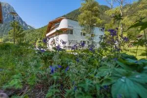 伦酒店 - 马尔邦