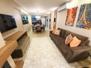 Apto Luxo 800m R. Coberta | 2 Suítes | Mobiliado