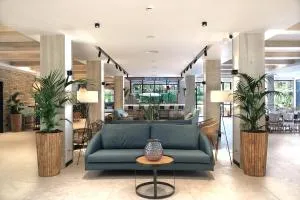 Hotel Acapulco - Бланес