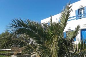 Nostos Beachfront Apartments & Studios Tinos Greece