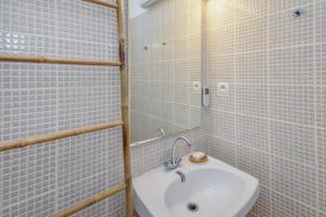 Appartements Comfortable studio apartment close to Avignon Bridge Welkeys : photos des chambres