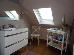 B&B / Chambres d'hotes Maison d'Hotes La Maison de Leopold : Suite Familiale
