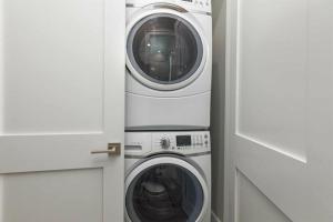 Holiday Home room in Always Beachin by Meyer Vacation Rentals