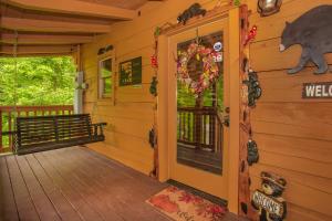 Chalet room in A Bear's Hideaway
