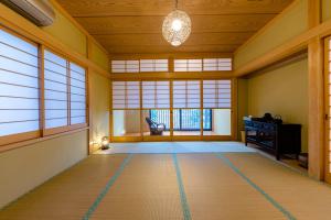 130平米 和モダン邸宅 非日常を愉しむ 最大20名宿泊可 iine