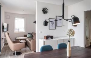 2 Bedroom Nice Apartment In Rechlin