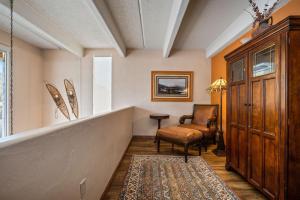 Vantage Point #408 Condo