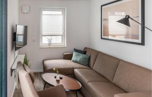 2 Bedroom Nice Apartment In Rechlin