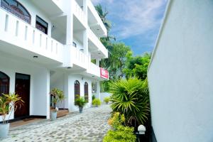 Royal Rich Villa