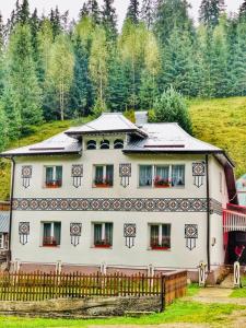 Casa Craciun Ciocanesti