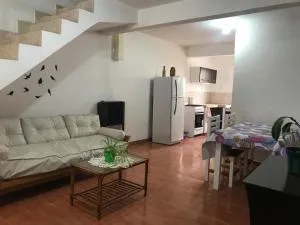 Casa Ruca-Che, duplex con patio y parrilla - Плоттьер