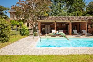 B&B / Chambres d'hotes Domaine du Buc, Le Chateau : photos des chambres